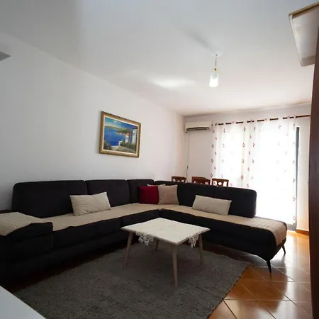 Apartment Deizi 3 Durrës